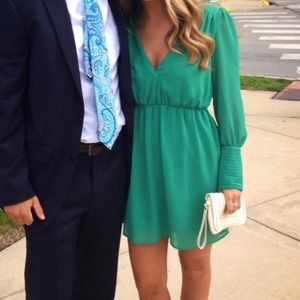 Windsor turquoise teal v-neck dress wedding ready